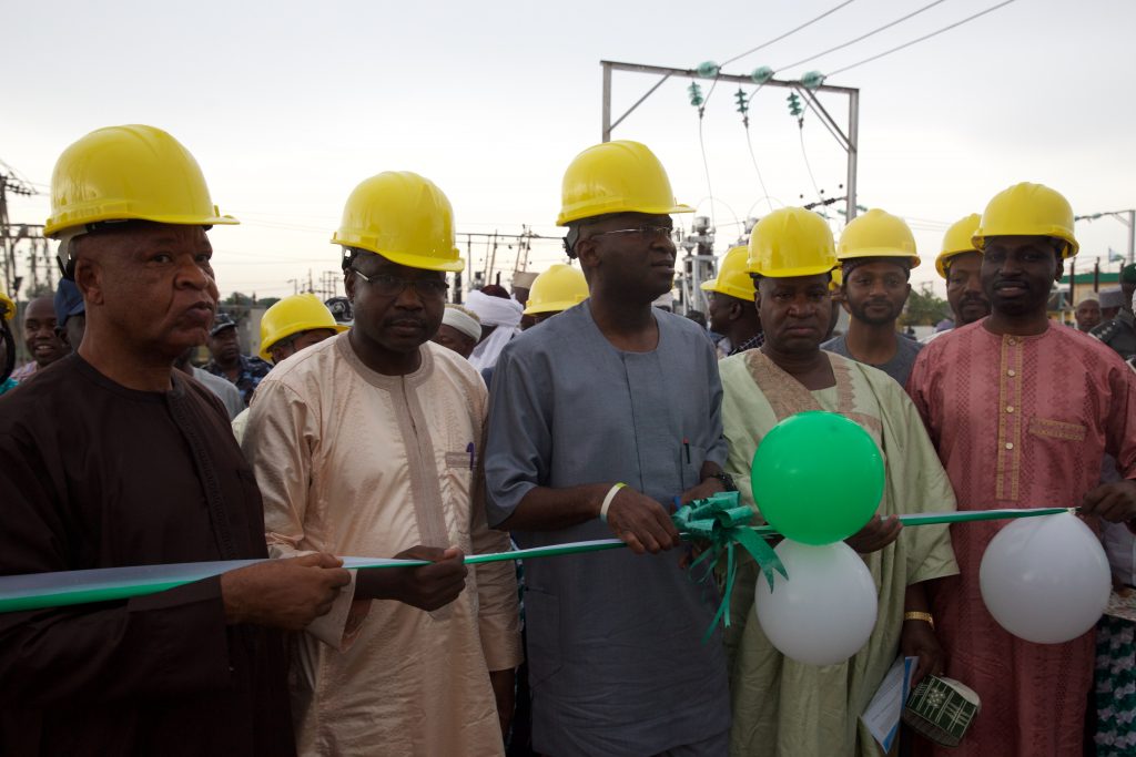 Hon. Minister of Power, Works & Housing, Mr Babatunde Fashola,SAN(middle) , Managing  Director/ CEO, Transmission Company of Nigeria, Mr Usman Gur Mohammed(2nd left),representative of the Governor of Kaduna State & Permanent Secretary of the Ministry of Rural and Community Development, Mallam Mahmud Zailani,(2nd right) , Head, Transmission Service Provider, Engr. Victor Adewunmi (left) and Managing Director, Kaduna Electricity Distribution Company, Engr. Haruna Garuba (right) during the commissioning of the 60MVA ,132/33KV Transformer at the Zaria Transmission Substation, Zaria, Kaduna State on Sunday 10th June 2018.   