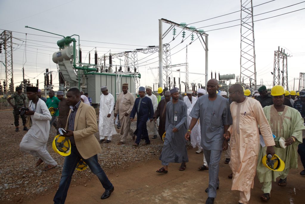 Hon Minister of Power, Works & Housing, Mr Babatunde Fashola,SAN(2nd right) , Managing  Director/ CEO, Transmission Company of Nigeria, Mr Usman Gur Mohammed(middle) and representative of the Governor of Kaduna State & Permanent Secretary of the Ministry of Rural and Community Development, Mallam Mahmud Zailani (right) shortly after the commissioning of the 60MVA ,132/33KV Transformer at the Zaria Transmission Substation, Zaria, Kaduna State on Sunday 10th June 2018.  