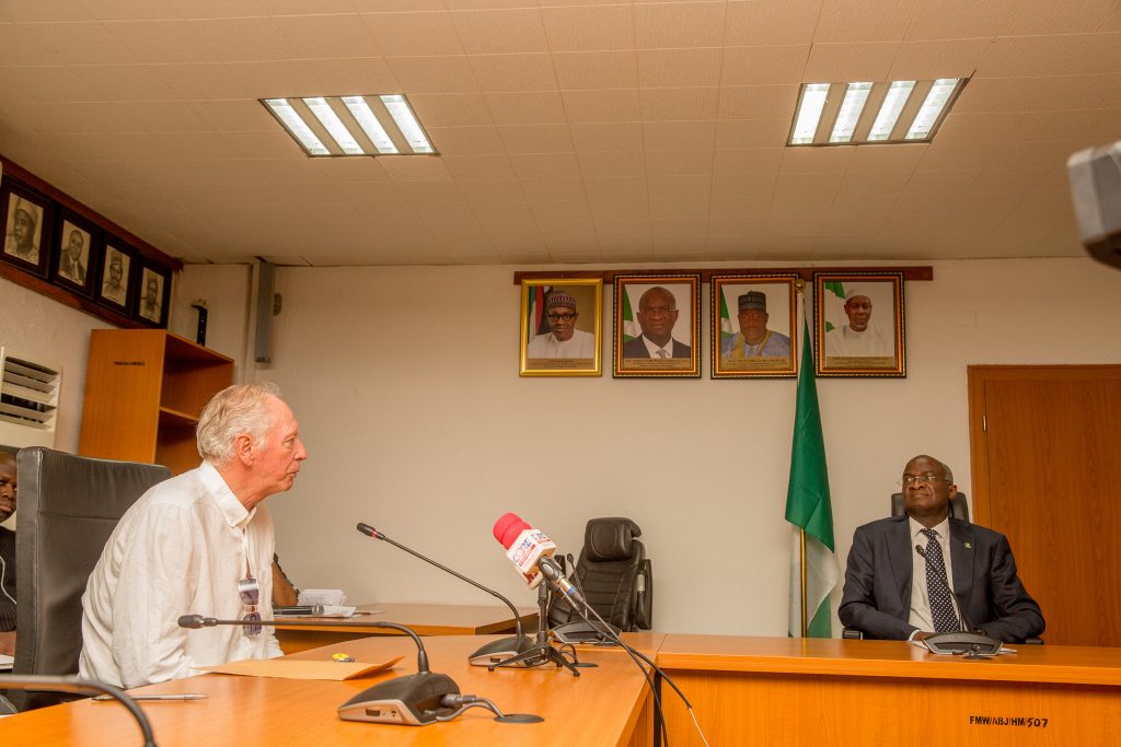 on.Minister of Power, Works & Housing, Mr Babatunde Fashola, SAN (right), and former Assistant Technical Adviser of the Super Eagles, Bonfrere Jo (left) during the handing over of the keys of the Federal Government allocated House to the Coach in fulfillment of Government's Pledge 24 years ago for Winning the 1994 African Cup of Nations at the Ministry of Power,Works & Housing Headquarters, Mabushi, Abuja on Tuesday 5th, June 2018. 