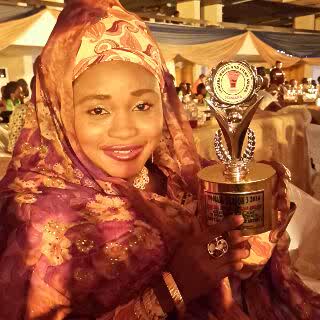 Omotayebi Wins Best Islamic Female Singer @ YOMAFA 2014