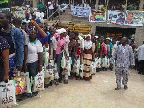 FAYOSE’s RICE: PDP YOUTHS WARN EKITI PEOPLE, SAYS RICE TRUCKS WERE PARKED IN GRAVEYARD FOR SEVEN DAYS FOR SPIRITUAL PURPOSES