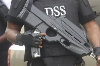 Buhari’s ADC Bars DSS Officials From Close Protection Roles For President