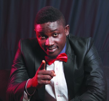 Seun Bankole releases hot new video (Watch here)