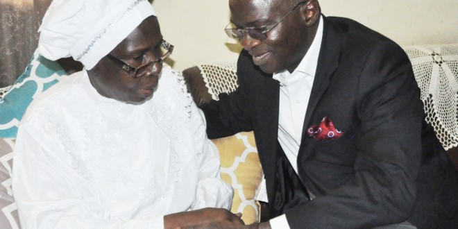 GOV. FASHOLA PAYS CONDOLENCE VISIT TO LATE PROPHET GABRIEL FAKEYE’S FAMILY AT DOPEMU, LAGOS