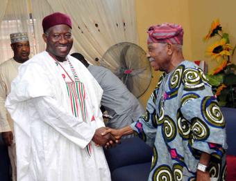 Pictures as Goodluck Visits Chief Fasoranti in Akure Home,Attends Afenifere meeting