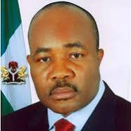 Akpabio Campaigns for Agbaje ,presents him to Akwa ibom indigenes in Lagos