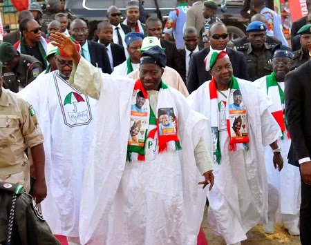 Pics from Jonathan’s Campaign Rally in Jos