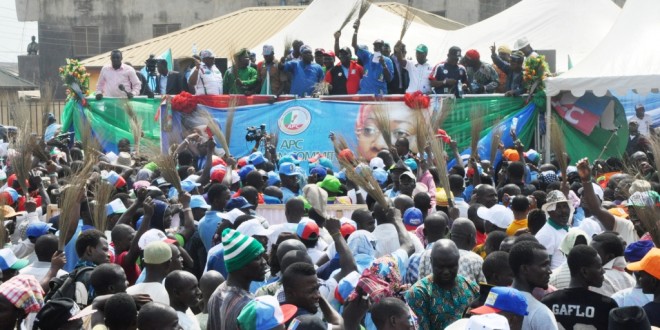 PICTURES: GOV. FASHOLA, AMBODE, OTHERS AT APC GOVERNORSHIP CAMPAIGN RALLY AT IYANA EJIGBO