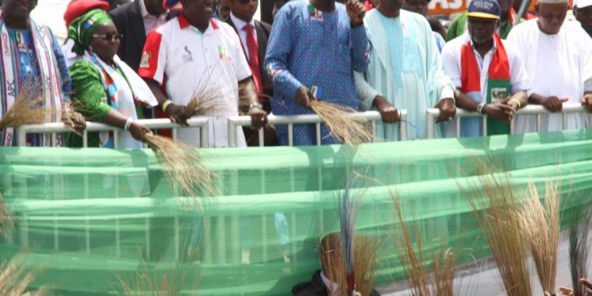 PICTURES: GOV. FASHOLA, AMBODE, OTHERS AT APC GOVERNORSHIP CAMPAIGN RALLY AT ETI-OSA LGA