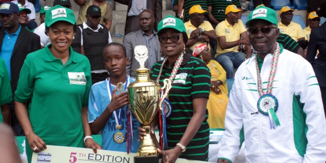 PICTURES OF MRS. AMBODE, SENATOR REMI TINUBU AT THE 2015 MUNIRU MUSE CUP TOURNAMENT FINAL