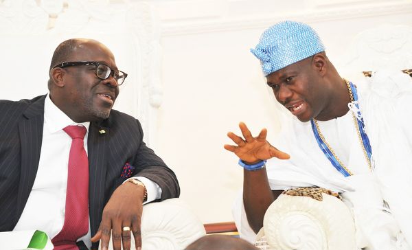 Pics!Heritage Bank visits Ooni of ife