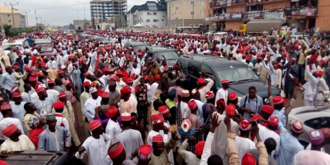 Huge crowd as Sen kwankasko declares for president