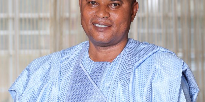 Hon wasiu Eshinlokun,how he is bringing succor to his people