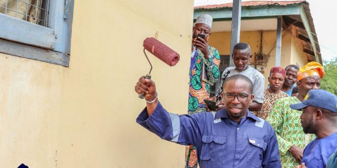 Pictures as Leading Aspirant Seyi Adisa Facelift Awe High School