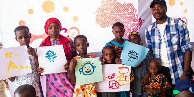 AAYE COMMUNITY DEVELOPMENT INITIATIVE: MRS AKEREDOLU ORGANIZES FUN-FILLED EMPOWERMENT PROGRAM FOR AAYE CHILDREN.