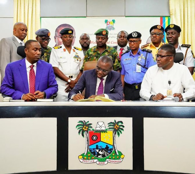 War Against Traffic Gridlock, Filth: Lagos Governor, Sanwo-Olu Signs Executive Order