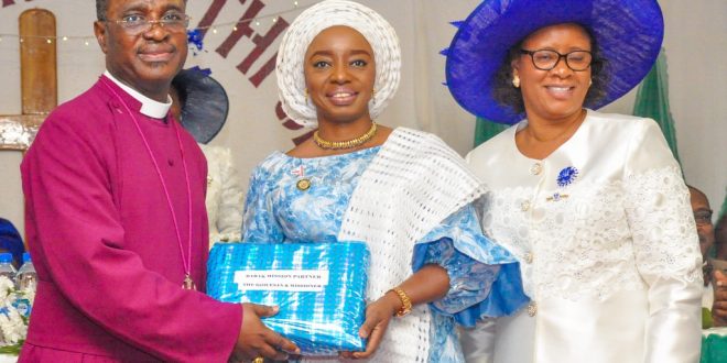 PHOTO NEWS: FIRST LADY OF LAGOS STATE, DR. (MRS) IBIJOKE SANWO-OLU ATTENDS 2019 CENTENARY WOMEN AND GIRL’S CONFERENCE AT FAITH PLAZA, BARIGA