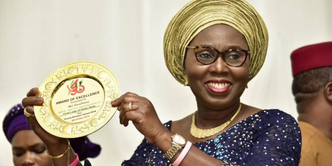 Mrs Akeredolu Bags ‘NAWOJ Grand Amazon Award’