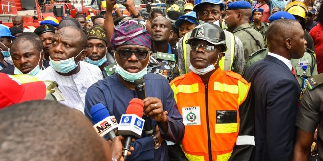 FIRE: SANWO-OLU VISITS BALOGUN MARKET, SYMPATHISES WITH TRADERS