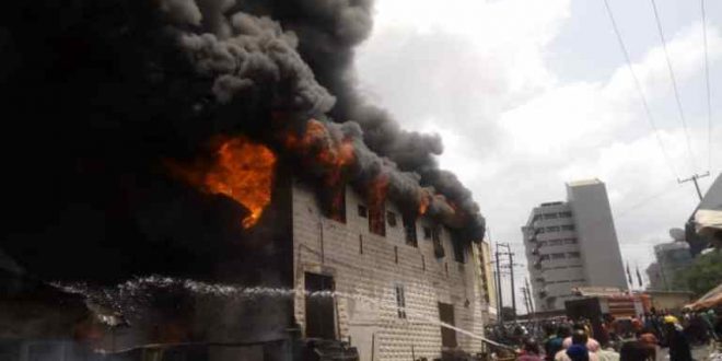 BREAKING: Fire Guts Ibadan Market