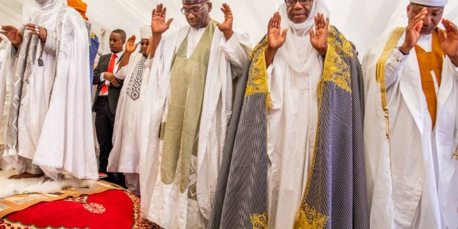 Peaceful Eid in Kwara as Gov AbdulRazaq embraces opposition figures