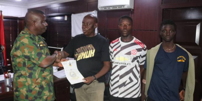 Nigerian Navy Hand Over 2 Rescued Ghanaians To The Ghana Consulate In Lagos