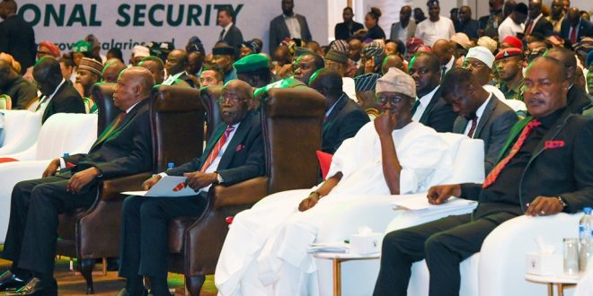 TINUBU MEETS BUSINESS LEADERS IN LAGOS, PRESENTS ECONOMIC BLUEPRINT