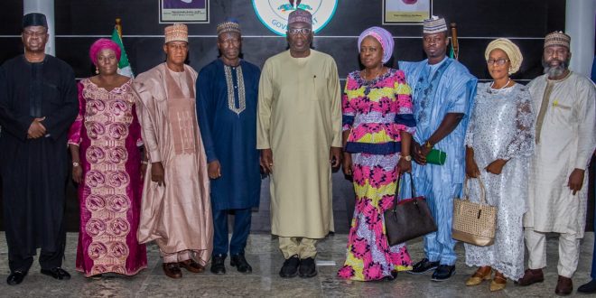 Kwara Gov swears in new Special Adviser, Perm Secs