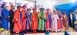 PICTURES: FASHOLA, FAYEMI , OTHERS RECEIVE HONORARY DOCTORATE DEGREES  CONFERRED BY LAGOS STATE UNIVERSITY (LASU) DURING ITS 26TH CONVOCATION