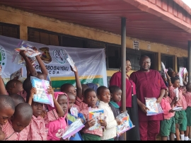 Why I donated educational materials to 12,000 pupils in Igbogbo-Baiyeku —Sesan Daini