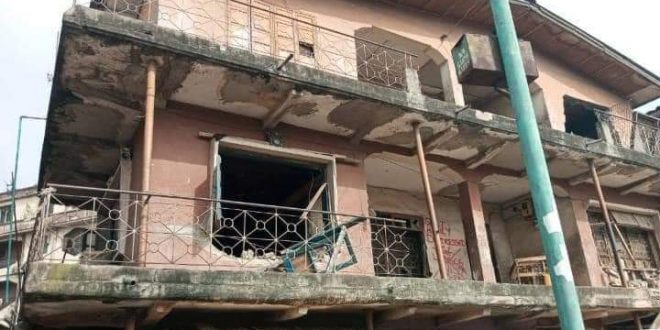 Lagos Govt Begins Partial Demolition Of Distressed Structures