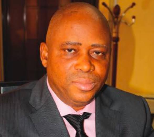 The wind that blew Dapo Abiodun’s rump (Of Wale Adedayo and media bias against Governor Abiodun).  – By Kayode Akinmade