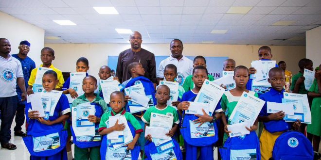 Ogun: 603 Students Get Scholarships From Gbemiga Abiodun Education Programme