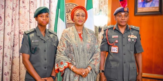 “A Milestone for Female Empowerment: Nigerian First Lady Welcomes Trailblazing Military Graduate”