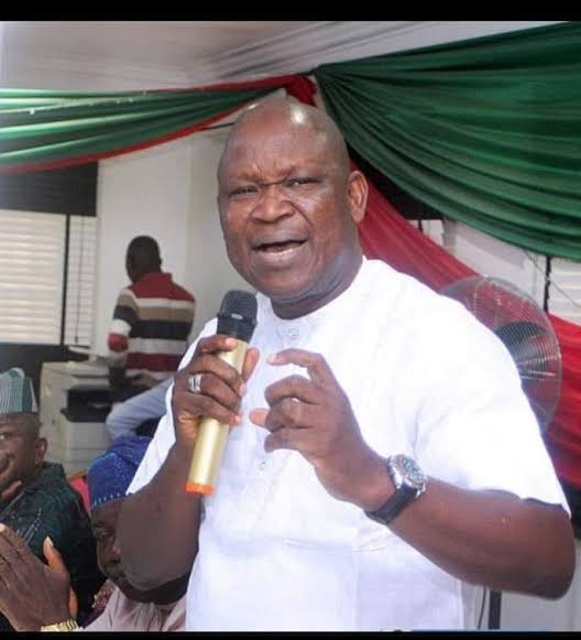 Governor Adeleke’s Spokesperson Slams Former Deputy Governor Alabi’s Criticisms