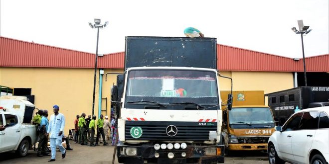 LAGESC Operatives Nab Truckload of banned Styrofoam packs in Lagos