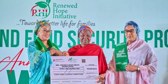 First Lady Oluremi Tinubu Celebrates 62-Year-Old Winner of Gardening Initiative with ₦20M Prize Money