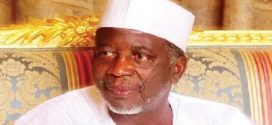 Ex-Sokoto Governor Attahiru Bafarawa Quits PDP to Focus on Youth Empowerment